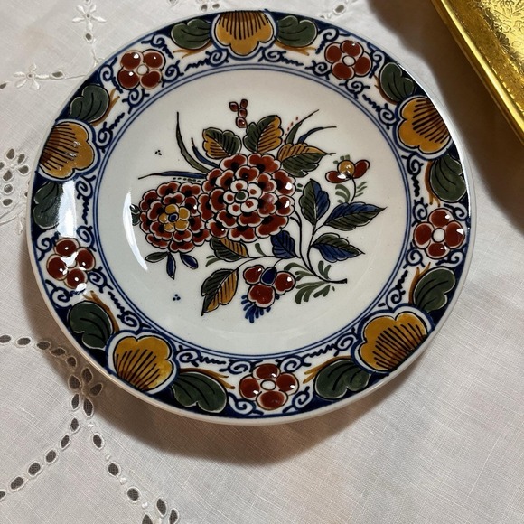 Delft Other - Royal Delft De Porceleyne Fles Polychrome 5.5" Plate Multicolor Floral 1985 P103